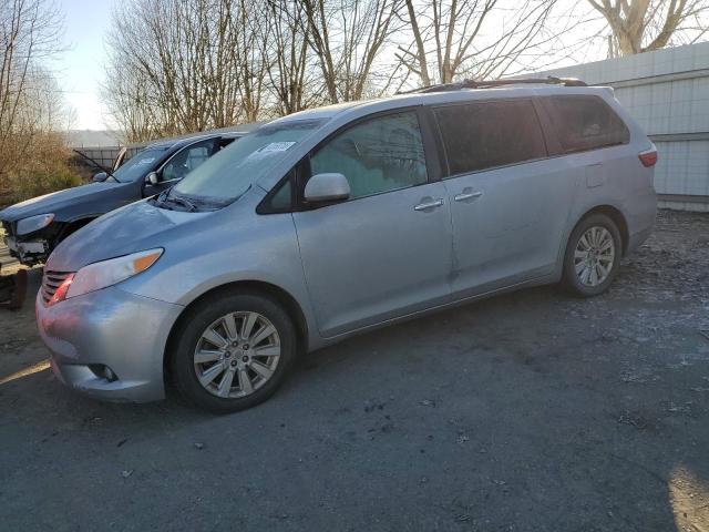 TOYOTA SIENNA XLE 2015 with VIN 5TDDK3DC7FS117341 - Photo from auction