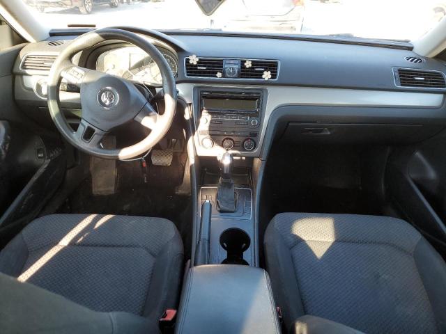 Photo 8 from auction – 2015 VOLKSWAGEN PASSAT S with VIN 1VWAS7A37FC040922