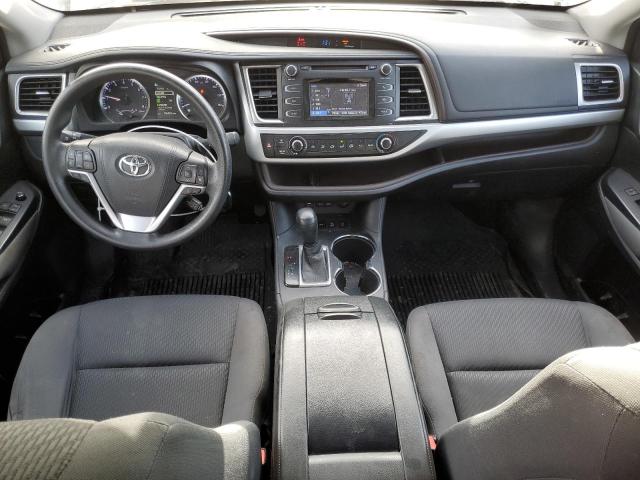 Photo 8 from auction – 2018 TOYOTA HIGHLANDER with VIN 5TDBZRFH9JS807602