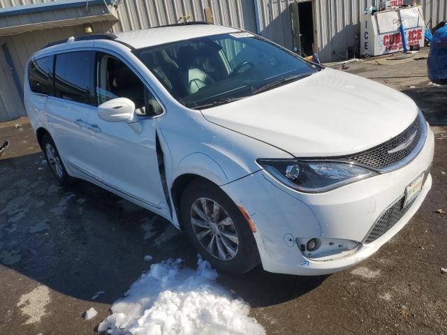 Photo 4 from auction – 2017 CHRYSLER PACIFICA T with VIN 2C4RC1BG0HR642251
