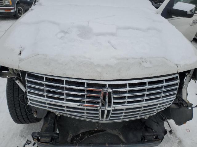 Photo 12 from auction – 2010 LINCOLN NAVIGATOR with VIN 5LMJJ2J59AEJ06175