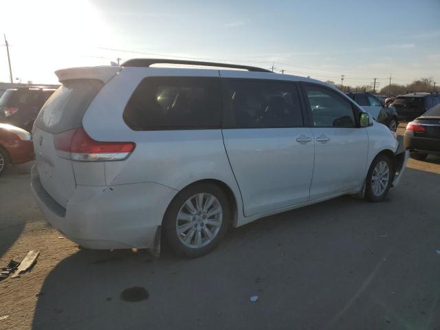 Photo 3 from auction – 2012 TOYOTA SIENNA XLE with VIN 5TDDK3DC9CS047238