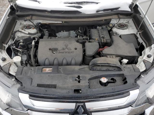 Photo 12 from auction – 2018 MITSUBISHI OUTLANDER with VIN JA4AD3A32JZ037531