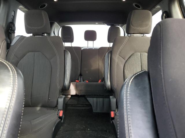 Photo 10 from auction – 2019 CHRYSLER PACIFICA T with VIN 2C4RC1FG6KR738595