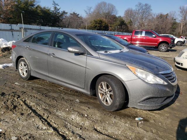 Photo 4 from auction – 2014 HYUNDAI SONATA GLS with VIN 5NPEB4AC1EH847829