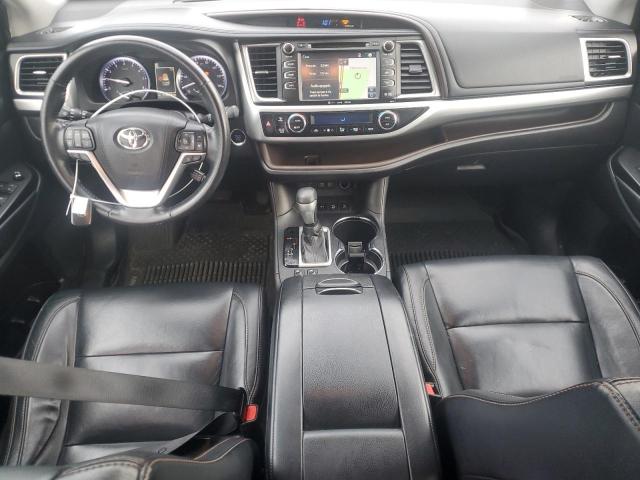 Photo 8 from auction – 2018 TOYOTA HIGHLANDER with VIN 5TDJZRFH7JS554484