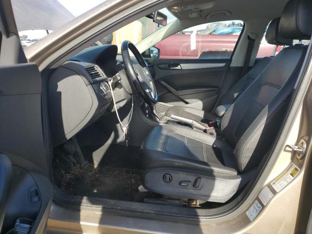 Photo 7 from auction – 2015 VOLKSWAGEN PASSAT S with VIN 1VWAT7A37FC056597