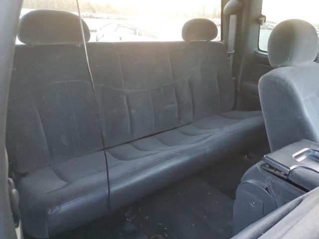Photo 10 from auction – 2000 CHEVROLET SILVERADO with VIN 1GCGK29U4YE280269