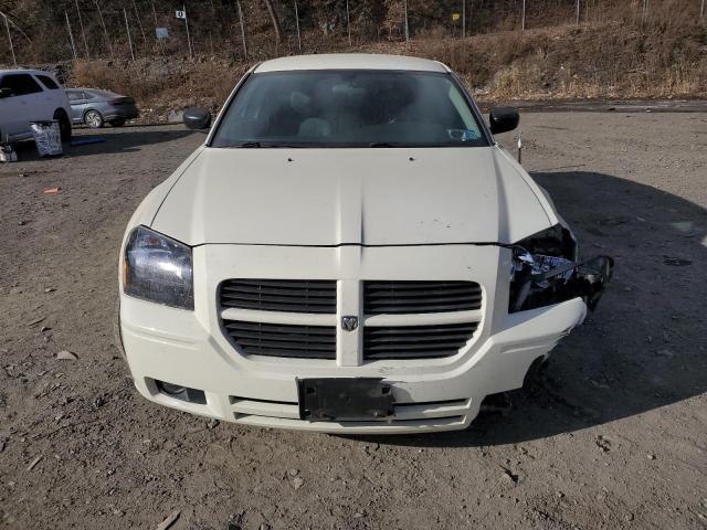 Photo 5 from auction – 2005 DODGE MAGNUM SXT with VIN 2D4GZ48VX5H644848