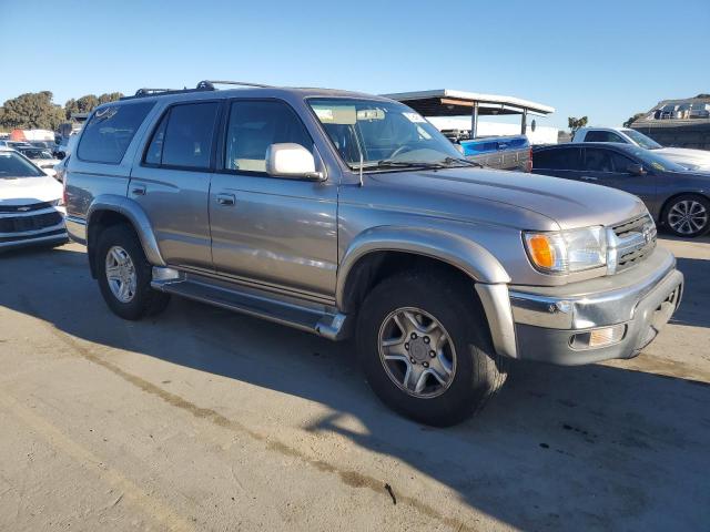 Photo 4 from auction – 2002 TOYOTA 4RUNNER SR with VIN JT3GN86R420230555