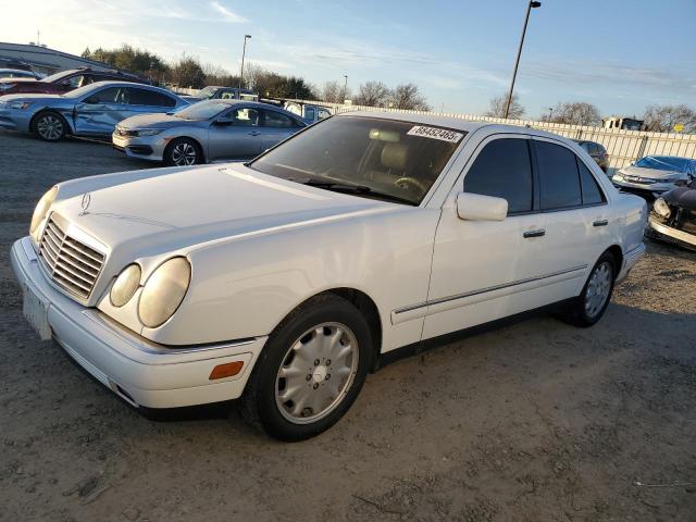 MERCEDES-BENZ E 320 1999 with VIN WDBJF65H0XA765135 - Photo from auction