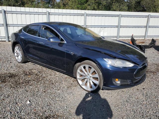 Photo 4 from auction – 2013 TESLA MODEL S with VIN 5YJSA1CP0DFP11662
