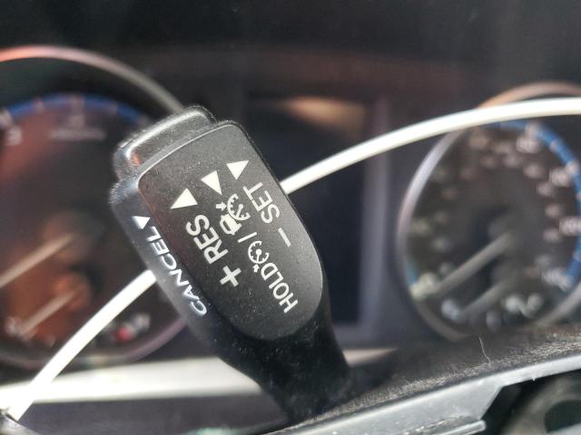 Photo 9 from auction – 2018 TOYOTA RAV4 LE with VIN 2T3ZFREV2JW490095