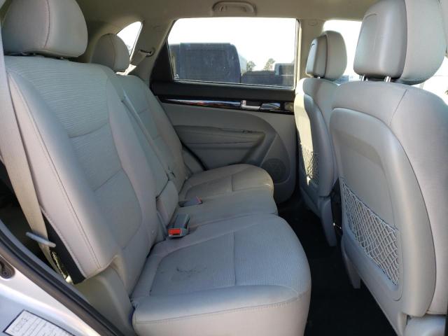 Photo 11 from auction – 2015 KIA SORENTO LX with VIN 5XYKT4A74FG585154