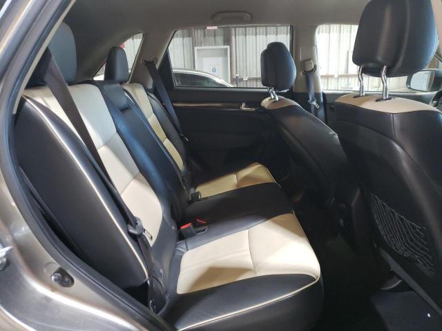 Photo 11 from auction – 2011 KIA SORENTO EX with VIN 5XYKUDA22BG033860