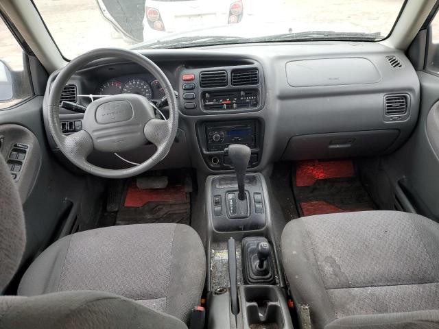Photo 8 from auction – 2000 CHEVROLET TRACKER with VIN 2CNBJ13C0Y6917889