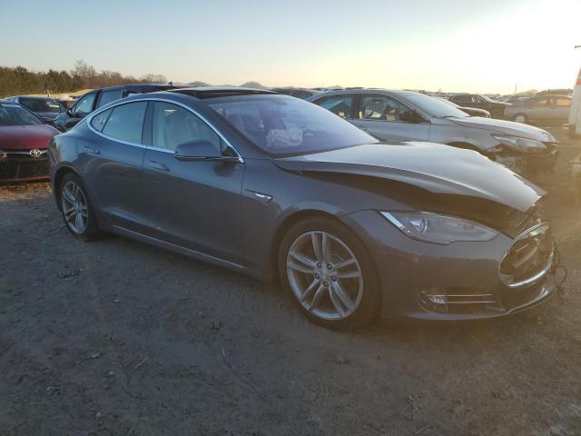 Photo 4 from auction – 2014 TESLA MODEL S with VIN 5YJSA1H18EFP32099