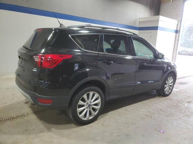 Photo 3 from auction – 2019 FORD ESCAPE SEL with VIN 1FMCU9HD1KUA49387