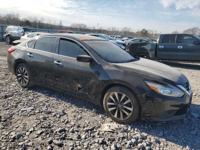 Photo 4 from auction – 2017 NISSAN ALTIMA 2.5 with VIN 1N4AL3APXHC194724