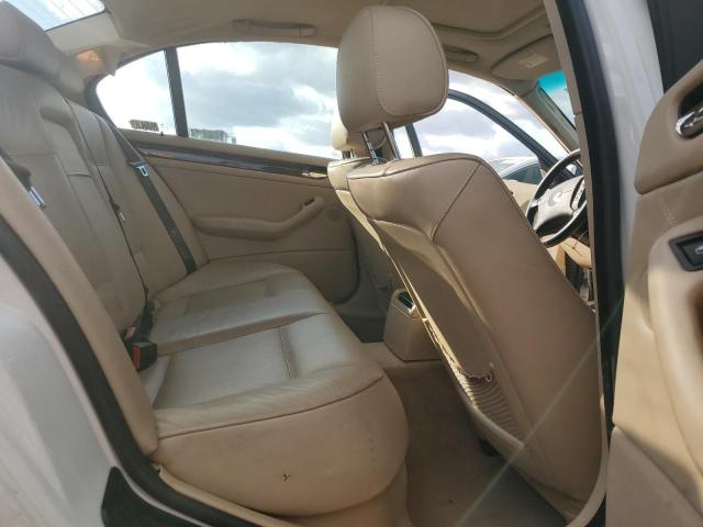 Photo 10 from auction – 2004 BMW 325 IS SUL with VIN WBAAZ33454KP84385