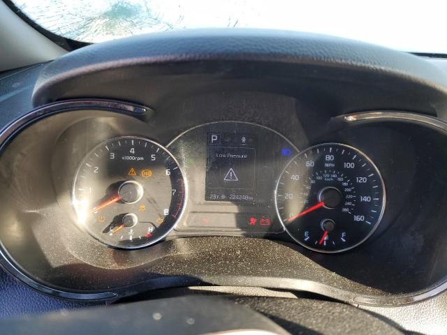Photo 9 from auction – 2018 KIA FORTE LX with VIN 3KPFL4A72JE253477