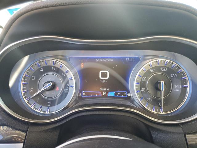Photo 9 from auction – 2019 CHRYSLER 300 with VIN 2C3CCAAG5KH667610