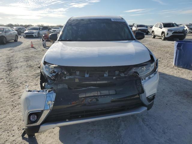 Photo 5 from auction – 2016 MITSUBISHI OUTLANDER with VIN JA4AD2A34GZ017509