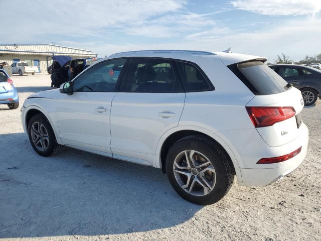 Photo 2 from auction – 2018 AUDI Q5 PREMIUM with VIN WA1ANAFY2J2184480