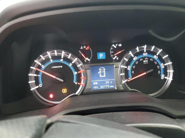 Photo 9 from auction – 2018 TOYOTA 4RUNNER SR with VIN JTEBU5JR9J5598533