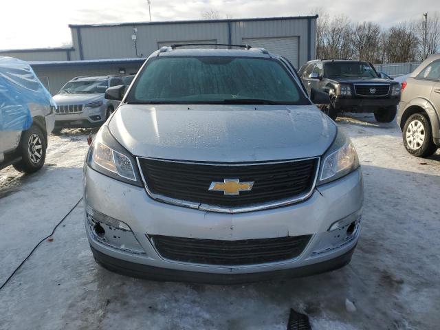 Photo 5 from auction – 2017 CHEVROLET TRAVERSE L with VIN 1GNKRFKD7HJ233873