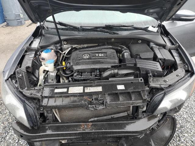 Photo 11 from auction – 2014 VOLKSWAGEN PASSAT S with VIN 1VWAT7A3XEC028727
