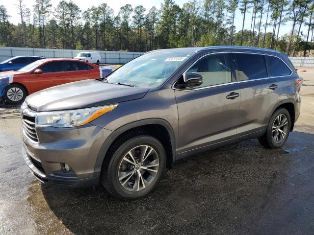 Фото 1 с аукциона – 2016 TOYOTA HIGHLANDER с VIN 5TDJKRFH6GS310032