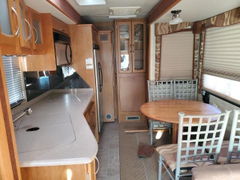 Zdjęcie 6 z aukcji – 2004 PACE MOTORHOME z VIN 5B4MP67G143384626