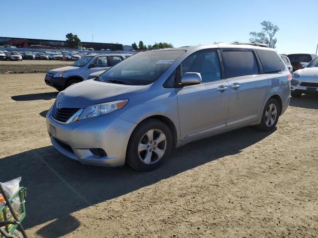 TOYOTA SIENNA LE 2013 with VIN 5TDKK3DC5DS383557 - Photo from auction