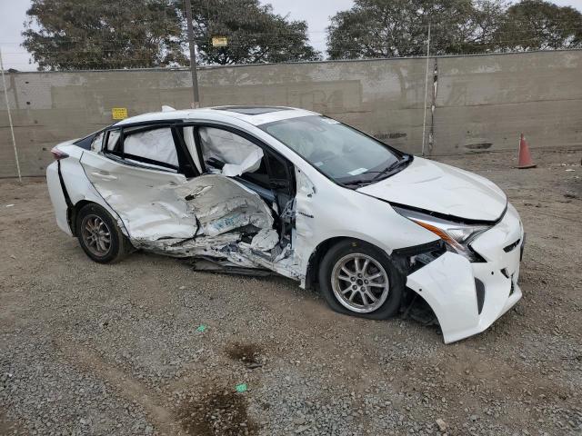 Photo 4 from auction – 2017 TOYOTA PRIUS with VIN JTDKARFUXH3053433