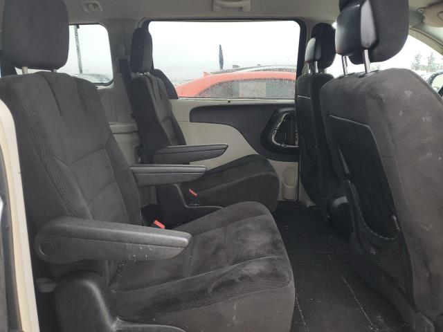 Photo 11 from auction – 2016 CHRYSLER TOWN & COU with VIN 2C4RC1BG1GR138225