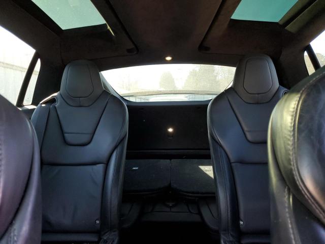 Photo 10 from auction – 2017 TESLA MODEL X with VIN 5YJXCBE24HF044852