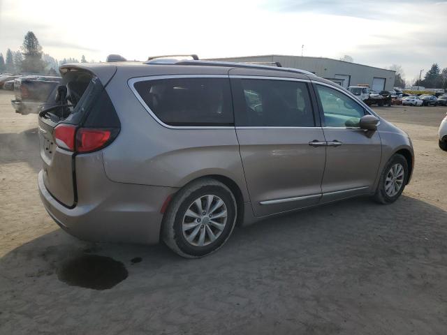 Photo 3 from auction – 2018 CHRYSLER PACIFICA T with VIN 2C4RC1EG1JR121377