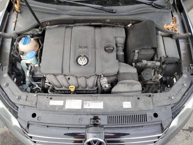 Photo 11 from auction – 2014 VOLKSWAGEN PASSAT SE with VIN 1VWBP7A38EC018710