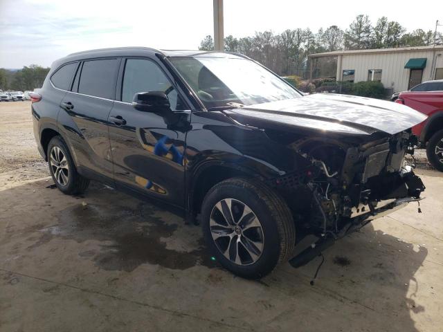 Photo 4 from auction – 2022 TOYOTA HIGHLANDER with VIN 5TDGZRAH9NS136791