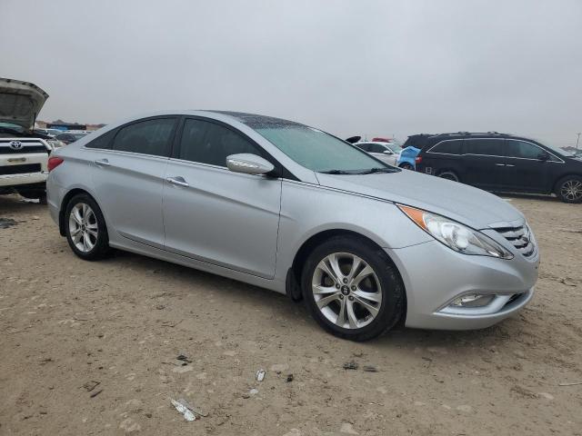 Photo 4 from auction – 2012 HYUNDAI SONATA SE with VIN 5NPEC4AC9CH455191