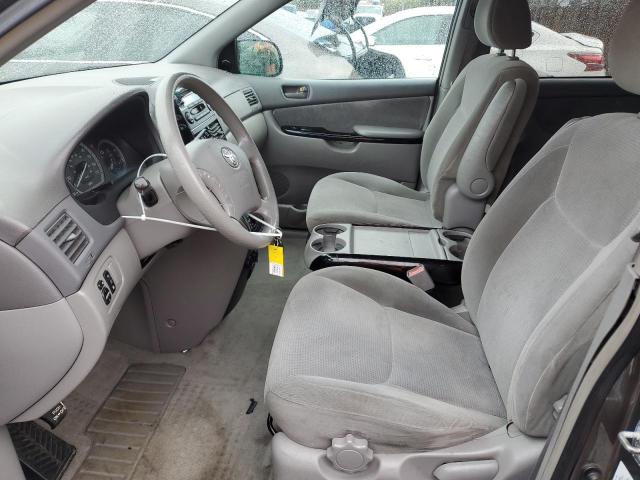 Photo 7 from auction – 2004 TOYOTA SIENNA CE with VIN 5TDZA23C44S141601