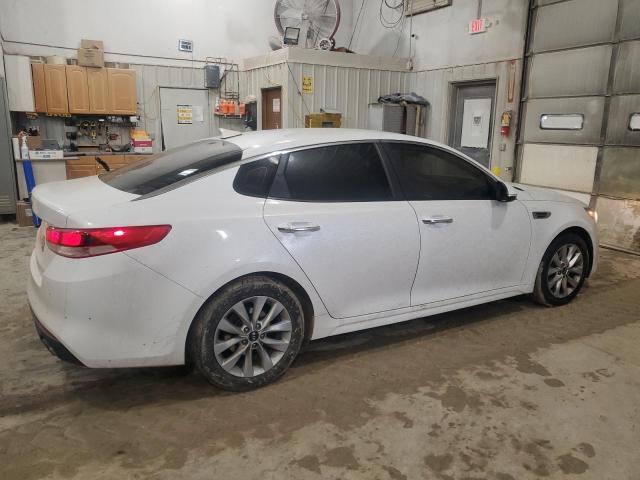 Photo 3 from auction – 2016 KIA OPTIMA LX with VIN 5XXGT4L33GG082690