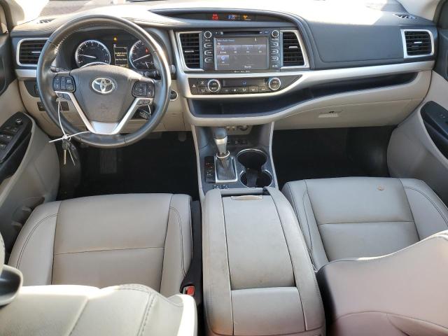 Photo 8 from auction – 2019 TOYOTA HIGHLANDER with VIN 5TDJZRFH0KS619807