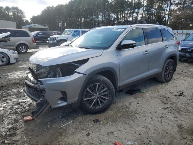 TOYOTA HIGHLANDER 2019 with VIN 5TDJZRFH2KS627746 - Photo from auction