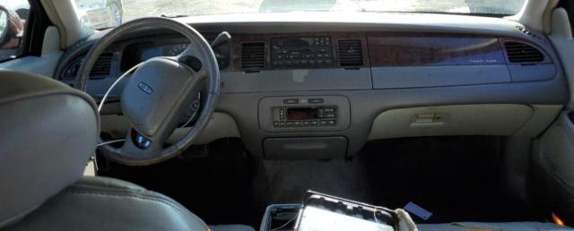 Photo 8 from auction – 2000 LINCOLN TOWN CAR E with VIN 1LNHM81W1YY918390