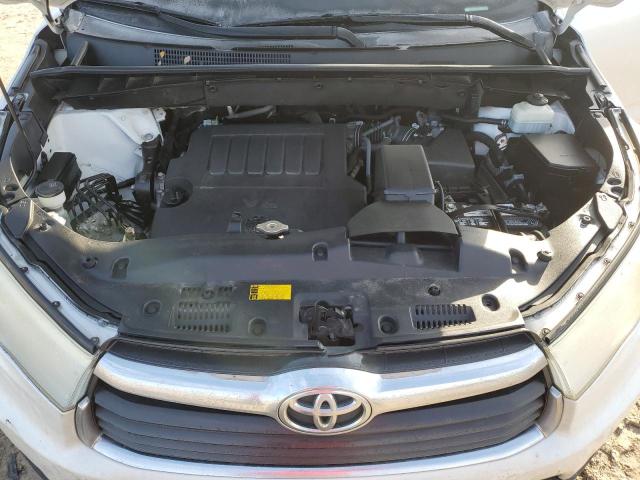Photo 12 from auction – 2014 TOYOTA HIGHLANDER with VIN 5TDKKRFHXES022127