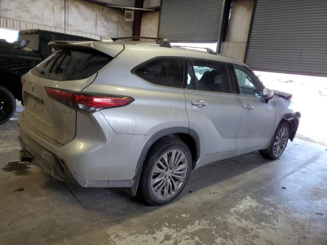 Photo 3 from auction – 2020 TOYOTA HIGHLANDER with VIN 5TDEBRCH9LS004913