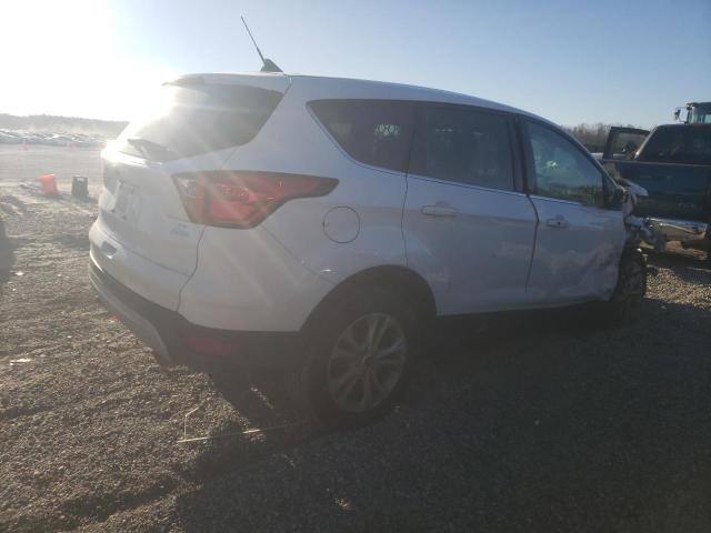 Photo 3 from auction – 2019 FORD ESCAPE SE with VIN 1FMCU0GD8KUB59947