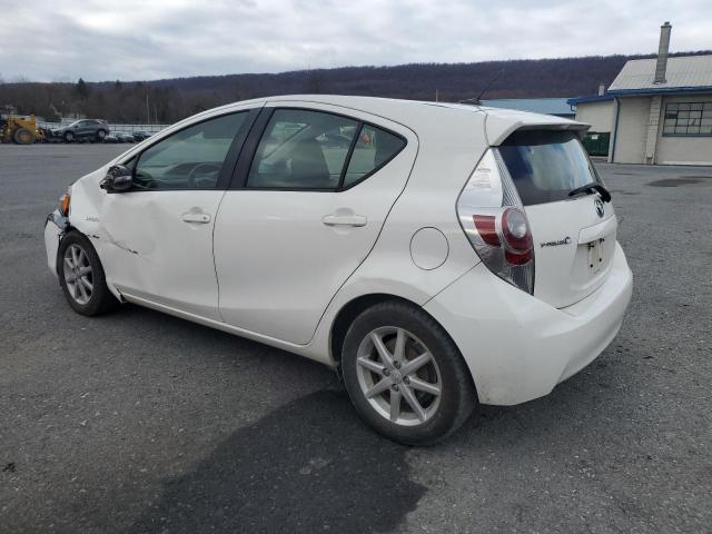 Photo 2 from auction – 2013 TOYOTA PRIUS C with VIN JTDKDTB37D1543318